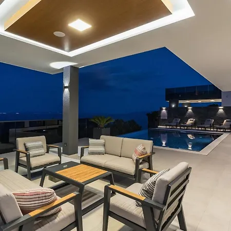 Three Elements Villas - Villa Titanium 빌라 *